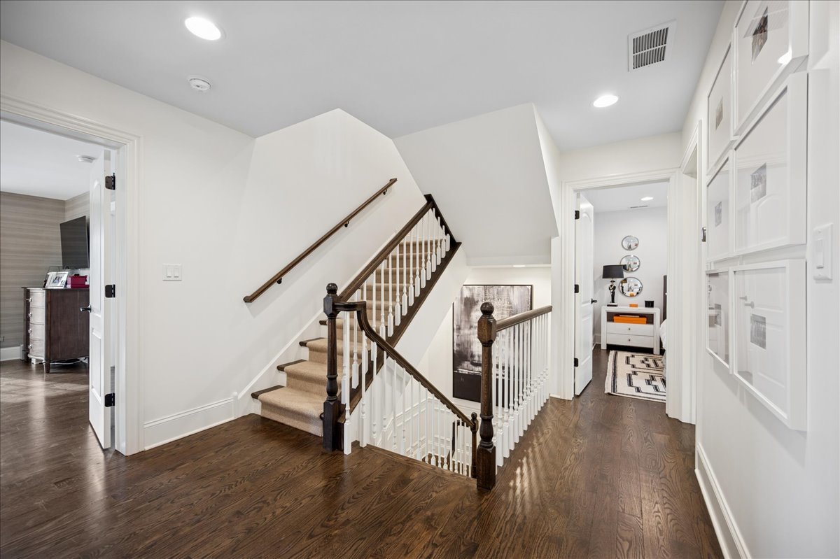 119 Sheridan Road Wilmette, IL 60091 - Photo 28 of 46