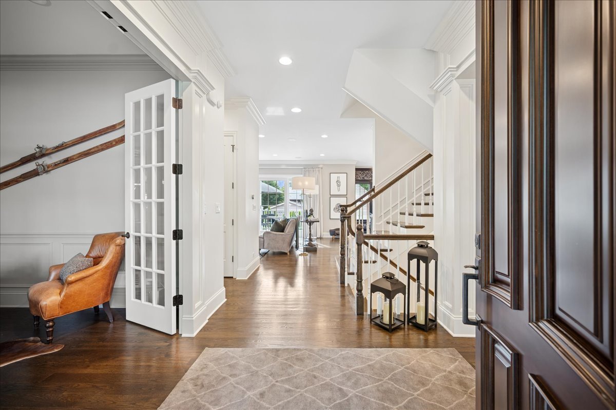 119 Sheridan Road Wilmette, IL 60091 - Photo 3 of 46