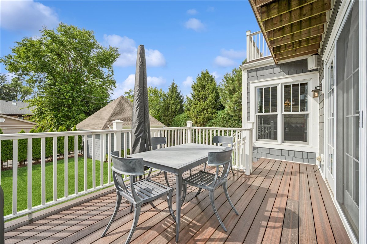 119 Sheridan Road Wilmette, IL 60091 - Photo 42 of 46