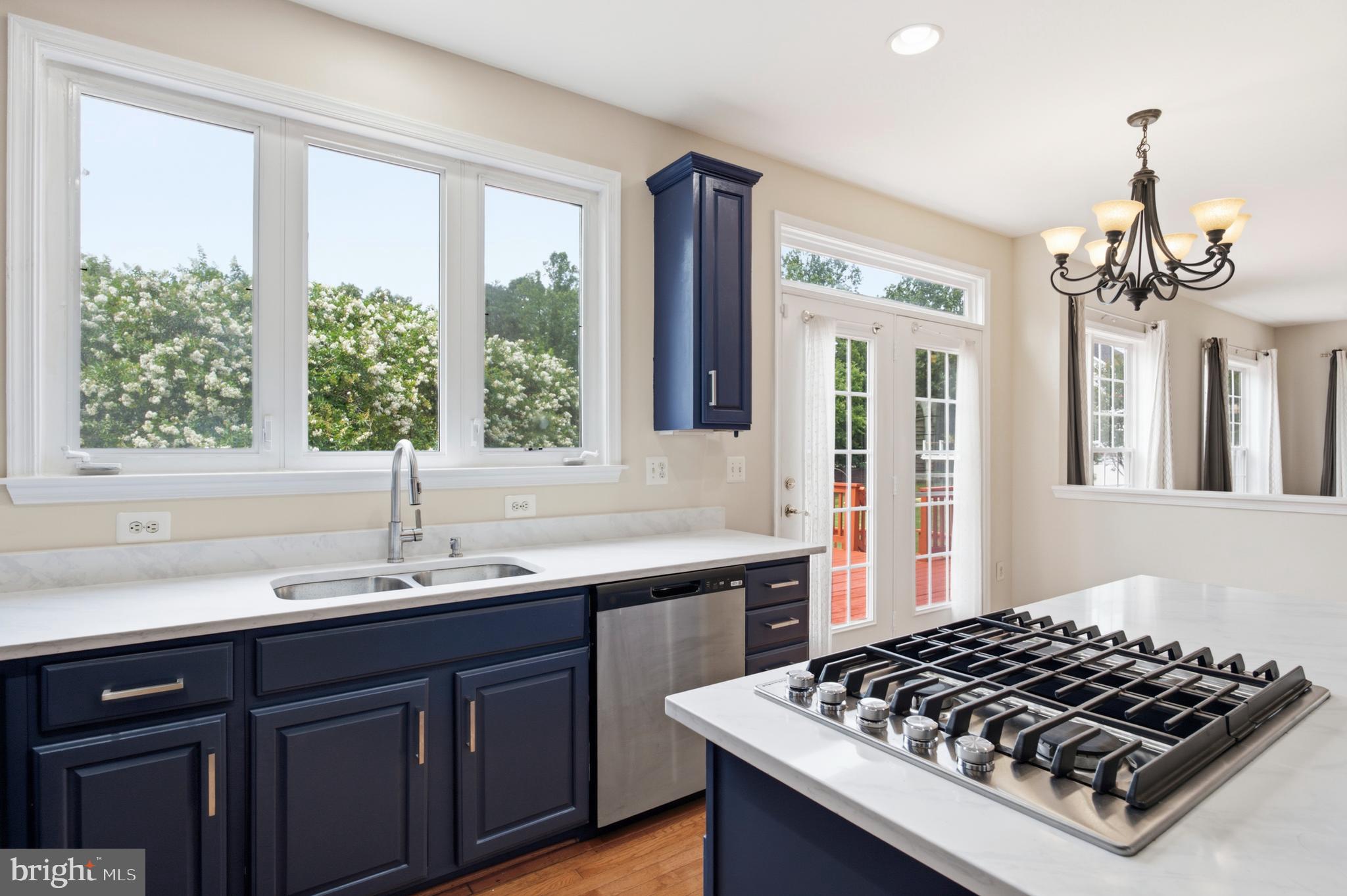 7608 Mcweadon Lane Springfield, VA 22150 - Photo 11 of 72