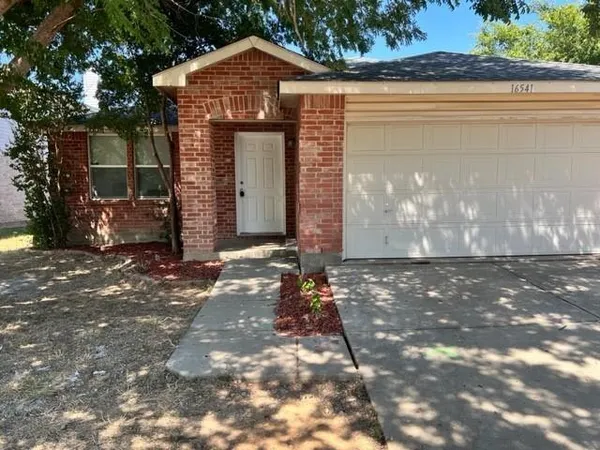 $2,095 | 16541 Jasmine Springs Drive, Fort Worth, TX 76247
