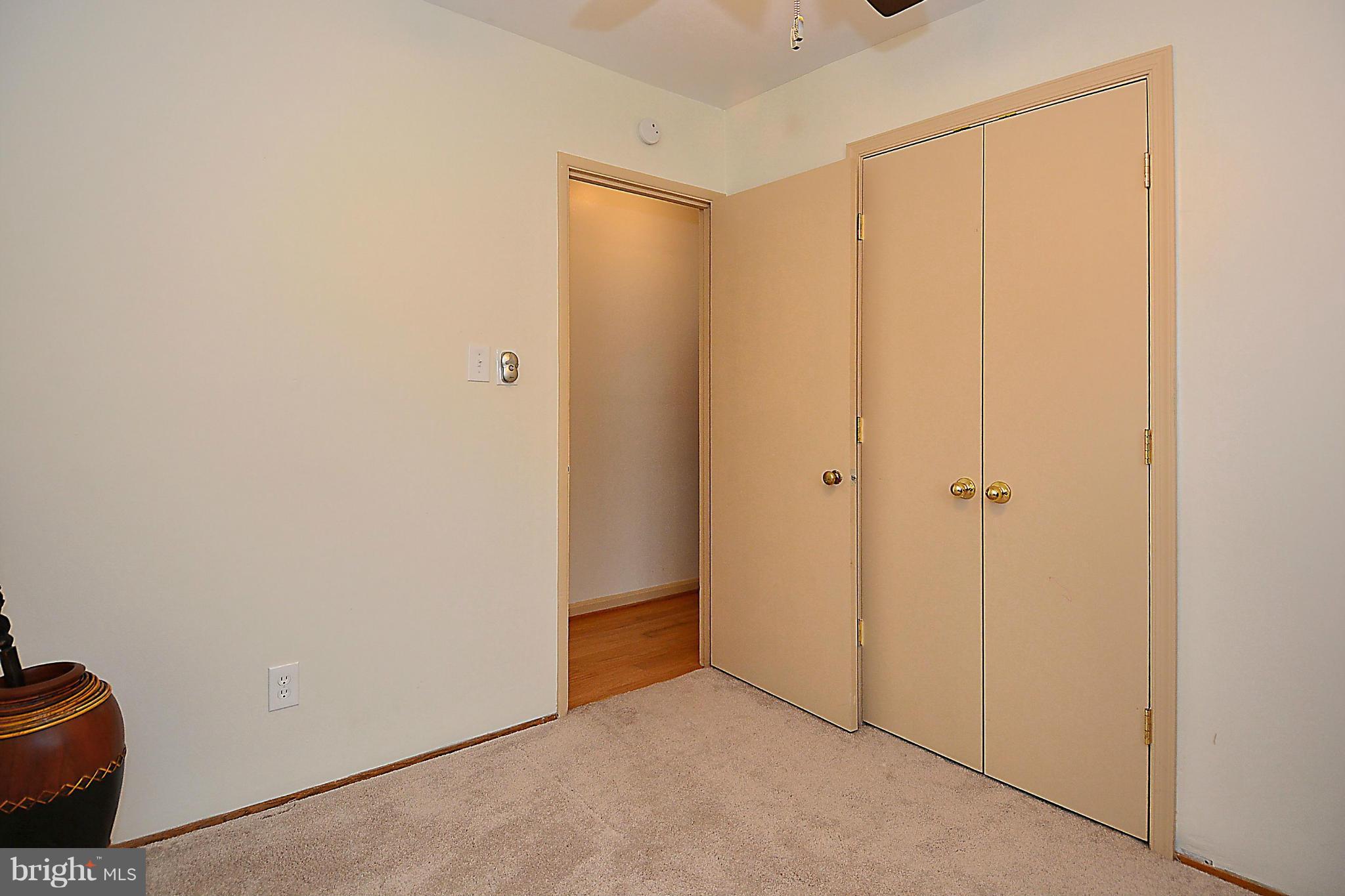 3915 Braddock Road Alexandria, VA 22312 - Photo 20 of 30 Bedroom - 3