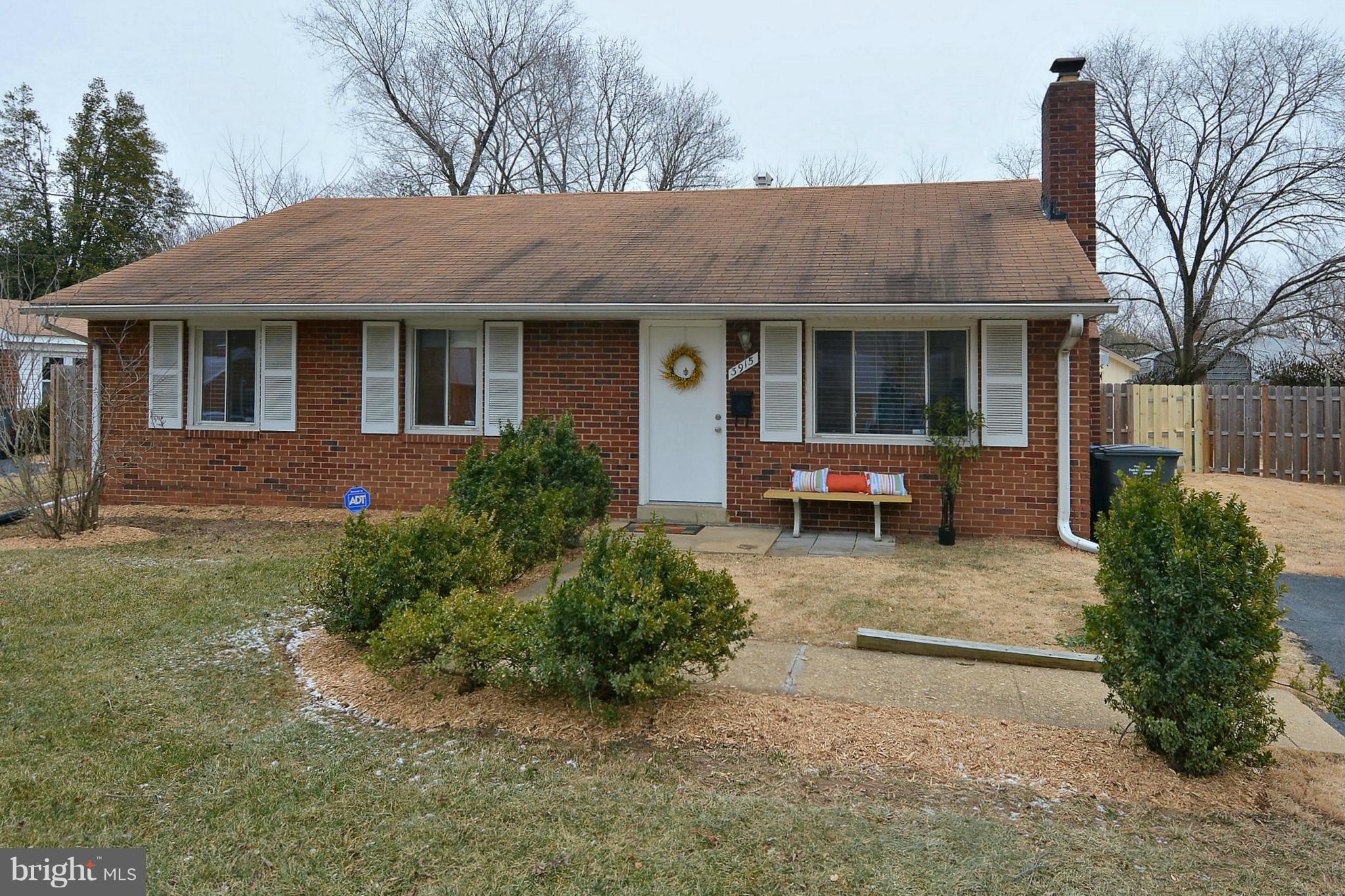 3915 Braddock Road Alexandria, VA 22312 - Photo 29 of 30 Exterior (Front)