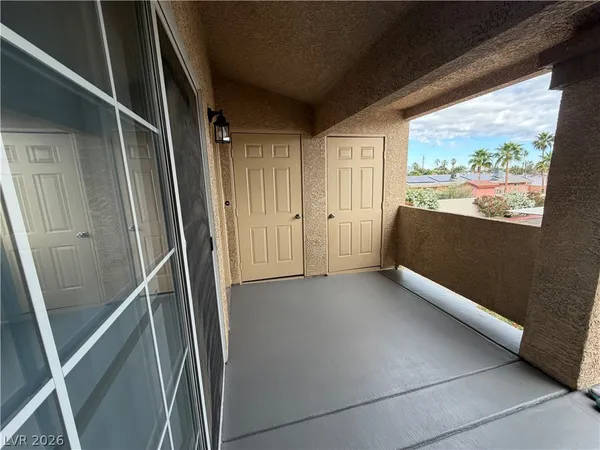 $1,299 | 1401 Michael Way, Unit 231, Las Vegas, NV 89108