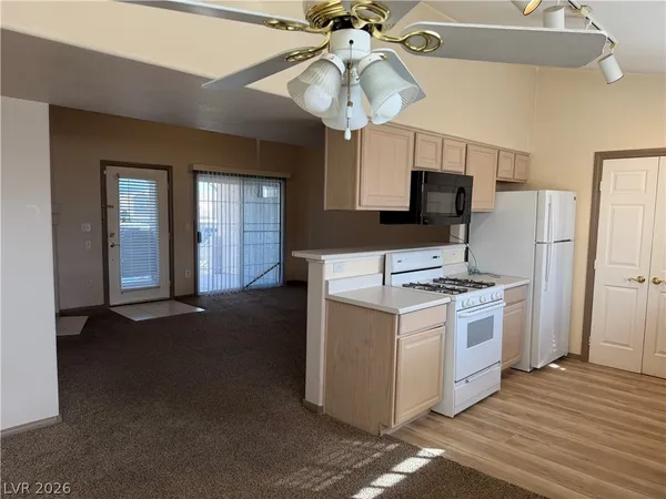 $1,350 | 1401 Michael Way, Unit 231, Las Vegas, NV 89108