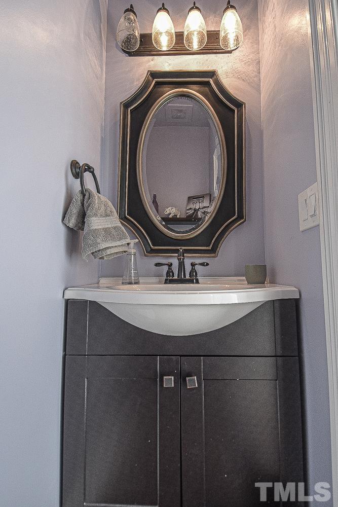 1916 Barngate Way Raleigh, NC 27614 - Photo 13 of 17 Gallery Image 13