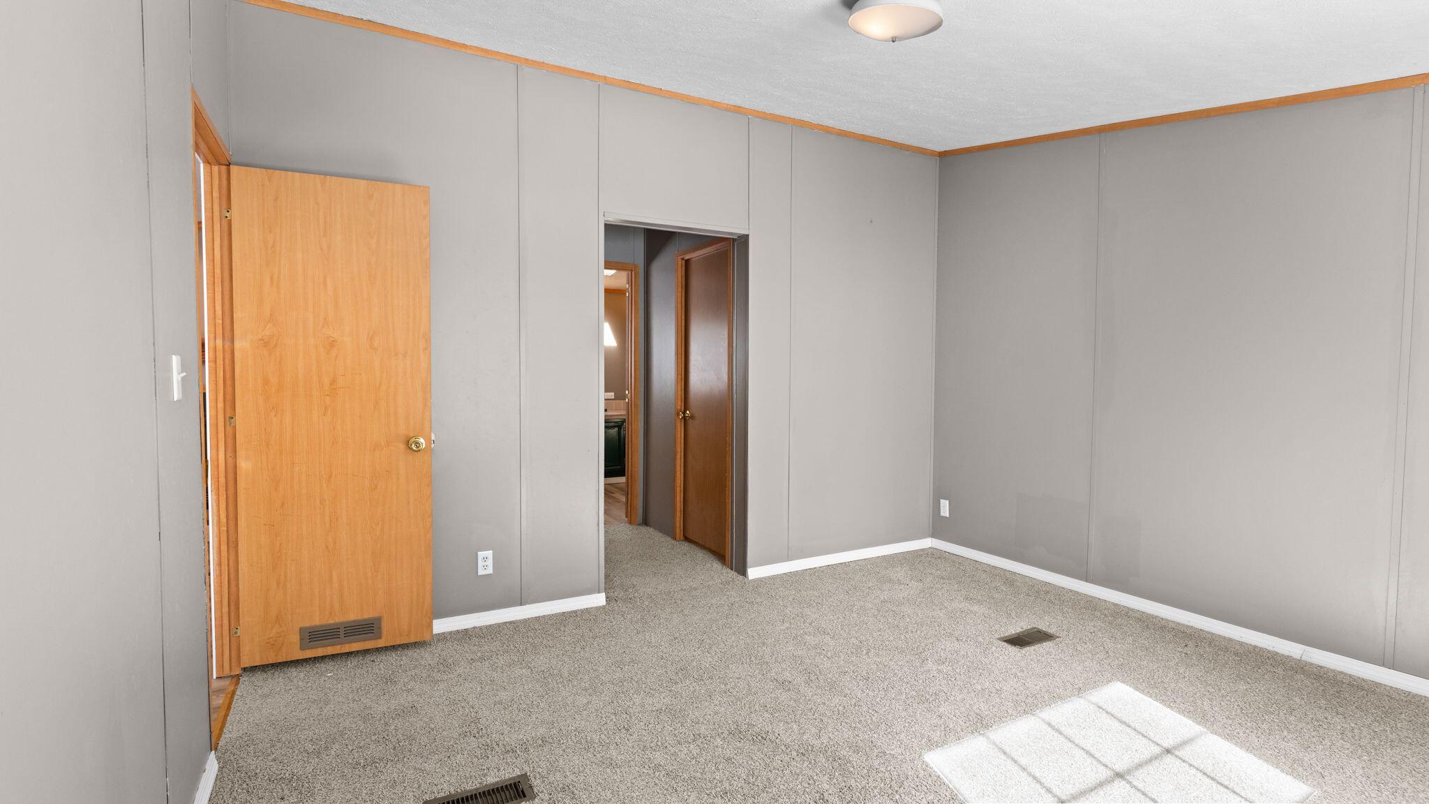 12 Bonang Lane Paris, ME 04281 - Photo 16 of 30 IMG_3419