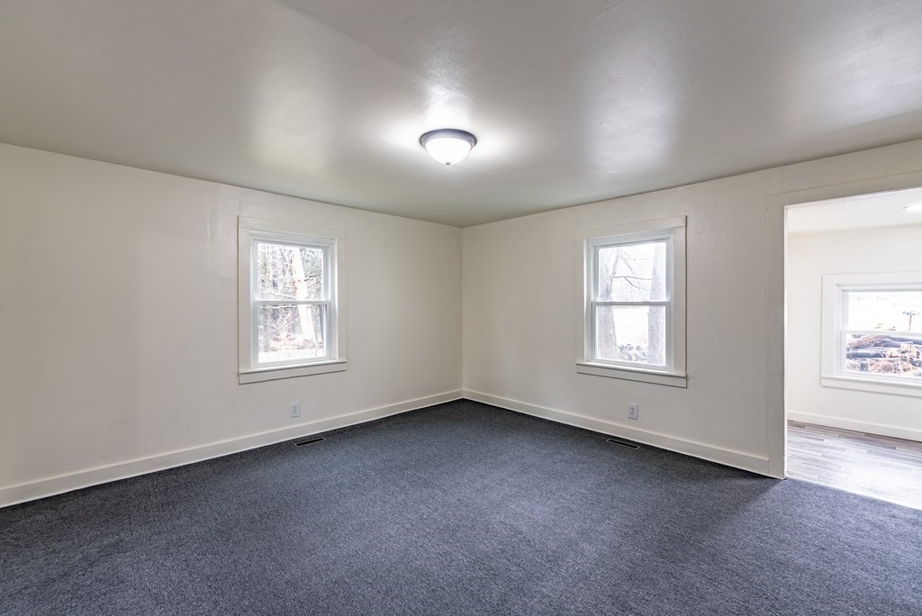 347 1/2 Country Club Road Greenfield, MA 01301 - Photo 13 of 35 Gallery Image 13