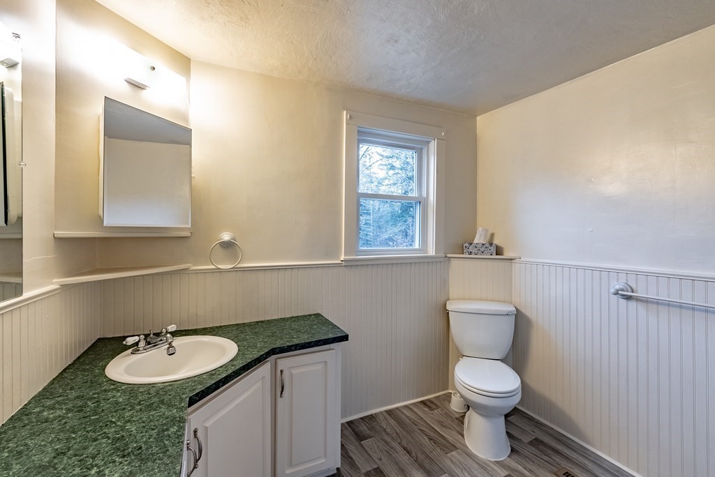 347 1/2 Country Club Road Greenfield, MA 01301 - Photo 16 of 35 Gallery Image 16