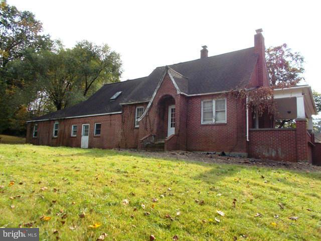 1117 Harkins Road Pylesville, MD 21132 - Photo 3 of 27 Exterior (Front) showing side porch