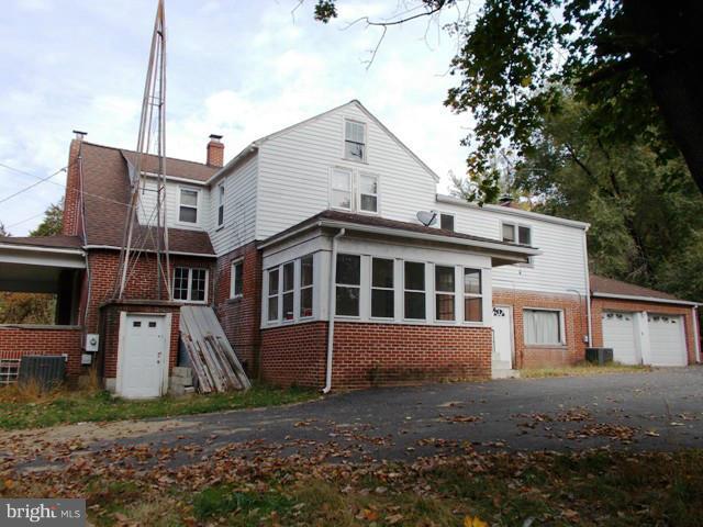 1117 Harkins Road Pylesville, MD 21132 - Photo 5 of 27 Exterior Back showing Sunroom
