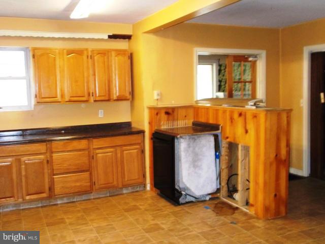 1117 Harkins Road Pylesville, MD 21132 - Photo 10 of 27 Kitchen