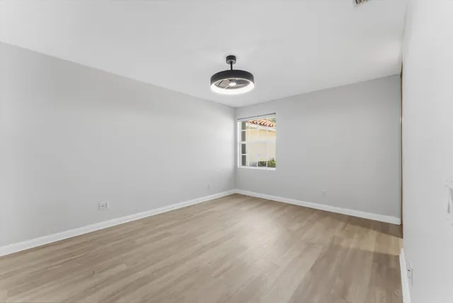 $3,000 | 2162 Blue Springs Road, West Palm Beach, FL 33411