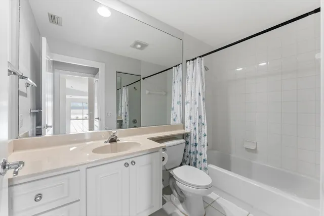 $3,000 | 2162 Blue Springs Road, West Palm Beach, FL 33411