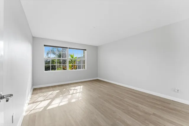 $3,000 | 2162 Blue Springs Road, West Palm Beach, FL 33411