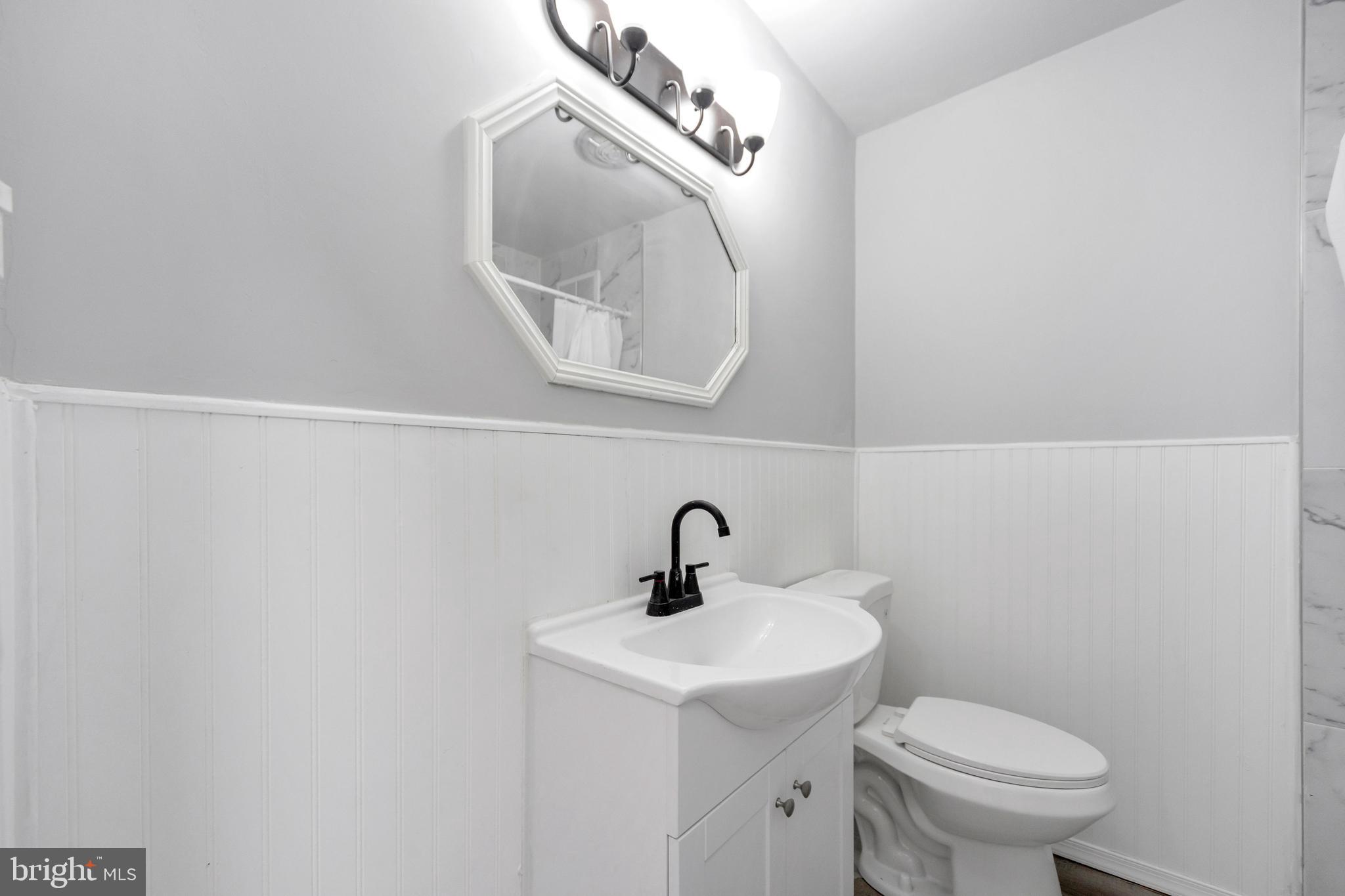 2620 Sperry Street Philadelphia, PA 19152 - Photo 14 of 19
