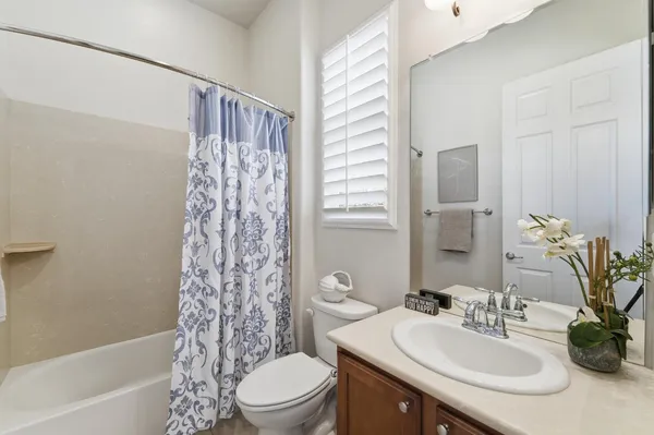 $689,000 | 2159 Knollwood Court, Manteca, CA 95336