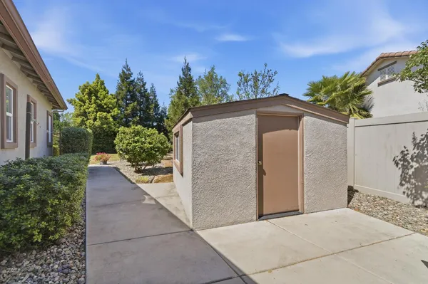 $689,000 | 2159 Knollwood Court, Manteca, CA 95336