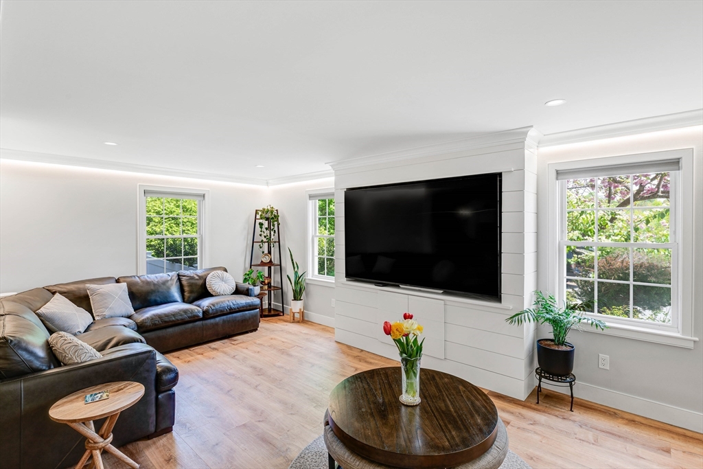 37 Mill Street Amesbury, MA 01913 - Photo 19 of 41