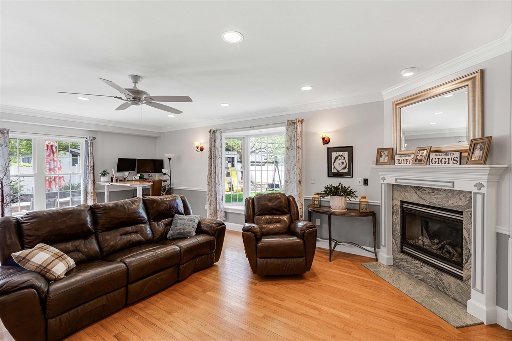 37 Mill Street Amesbury, MA 01913 - Photo 25 of 41