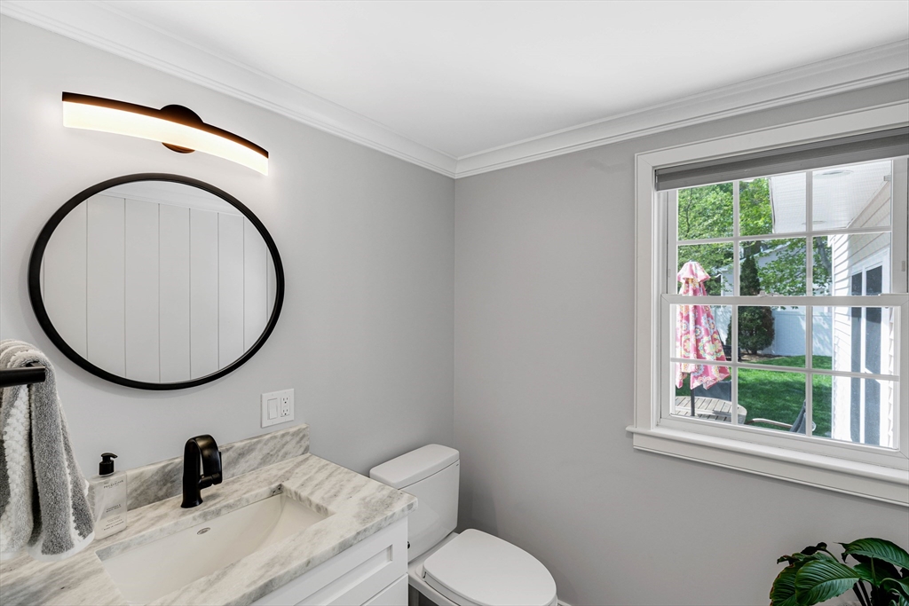 37 Mill Street Amesbury, MA 01913 - Photo 26 of 41