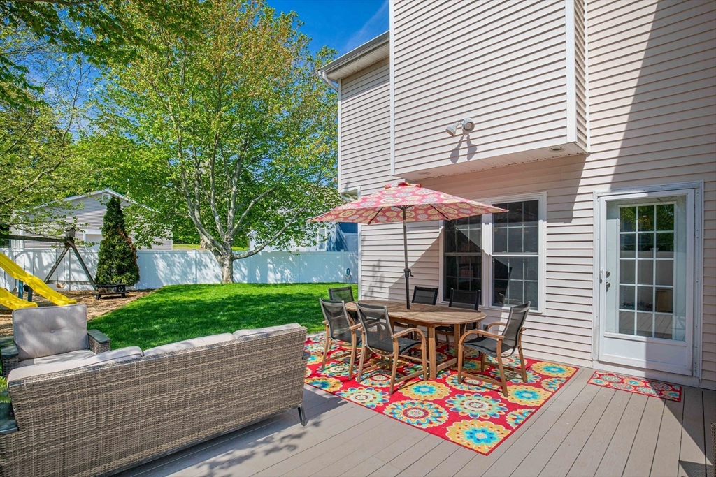 37 Mill Street Amesbury, MA 01913 - Photo 6 of 41