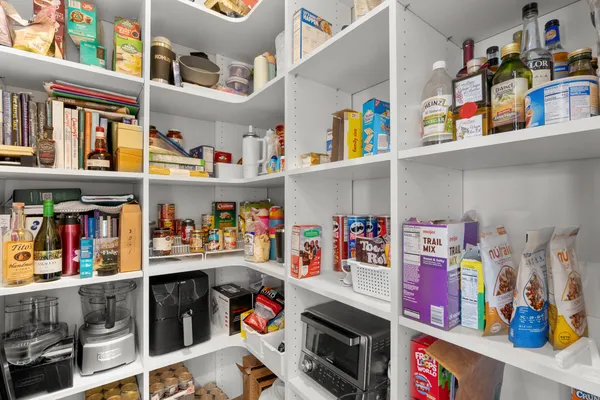 $759,900 | 2345 Silveridge Drive, Manitowoc, WI 54220