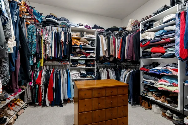 $759,900 | 2345 Silveridge Drive, Manitowoc, WI 54220