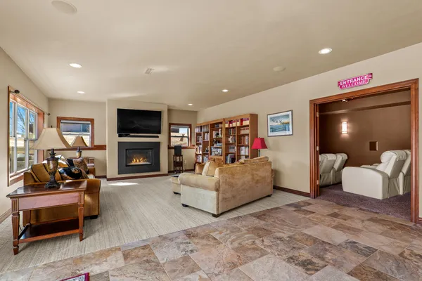 $759,900 | 2345 Silveridge Drive, Manitowoc, WI 54220
