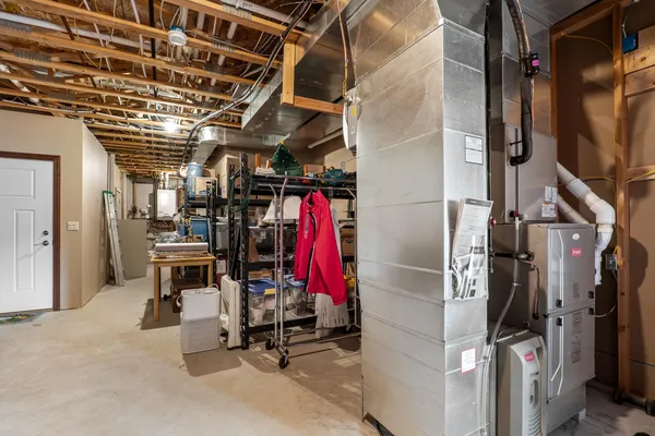 $759,900 | 2345 Silveridge Drive, Manitowoc, WI 54220