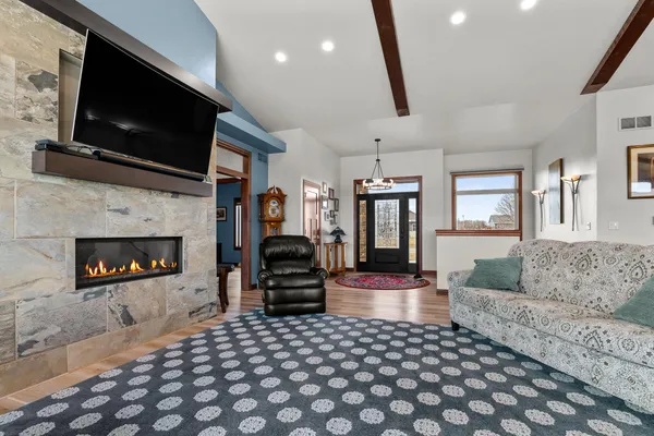 $759,900 | 2345 Silveridge Drive, Manitowoc, WI 54220