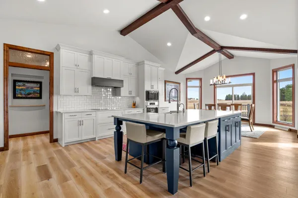 $759,900 | 2345 Silveridge Drive, Manitowoc, WI 54220