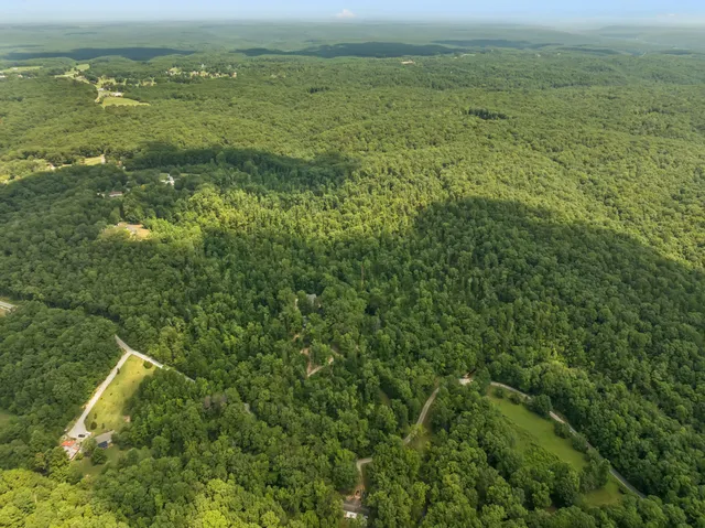 $888,000 | 368 Rackley Road, Hohenwald, TN 38462