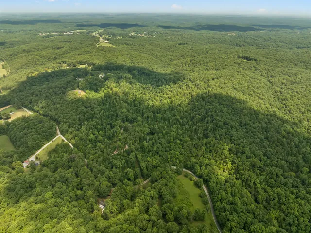 $888,000 | 368 Rackley Road, Hohenwald, TN 38462