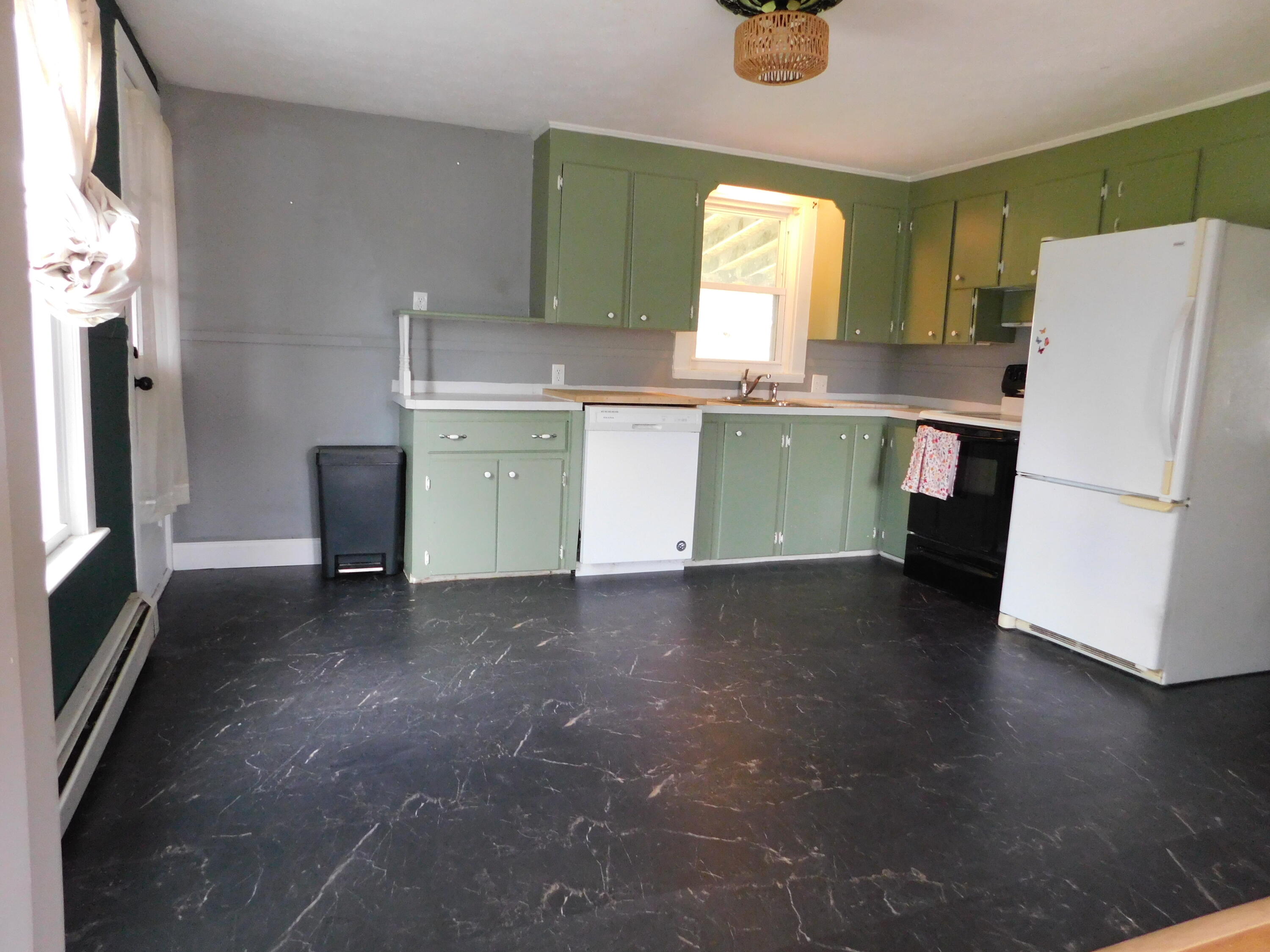 58 Fair Street Lewiston, ME 04240 - Photo 5 of 56 DSCN0751