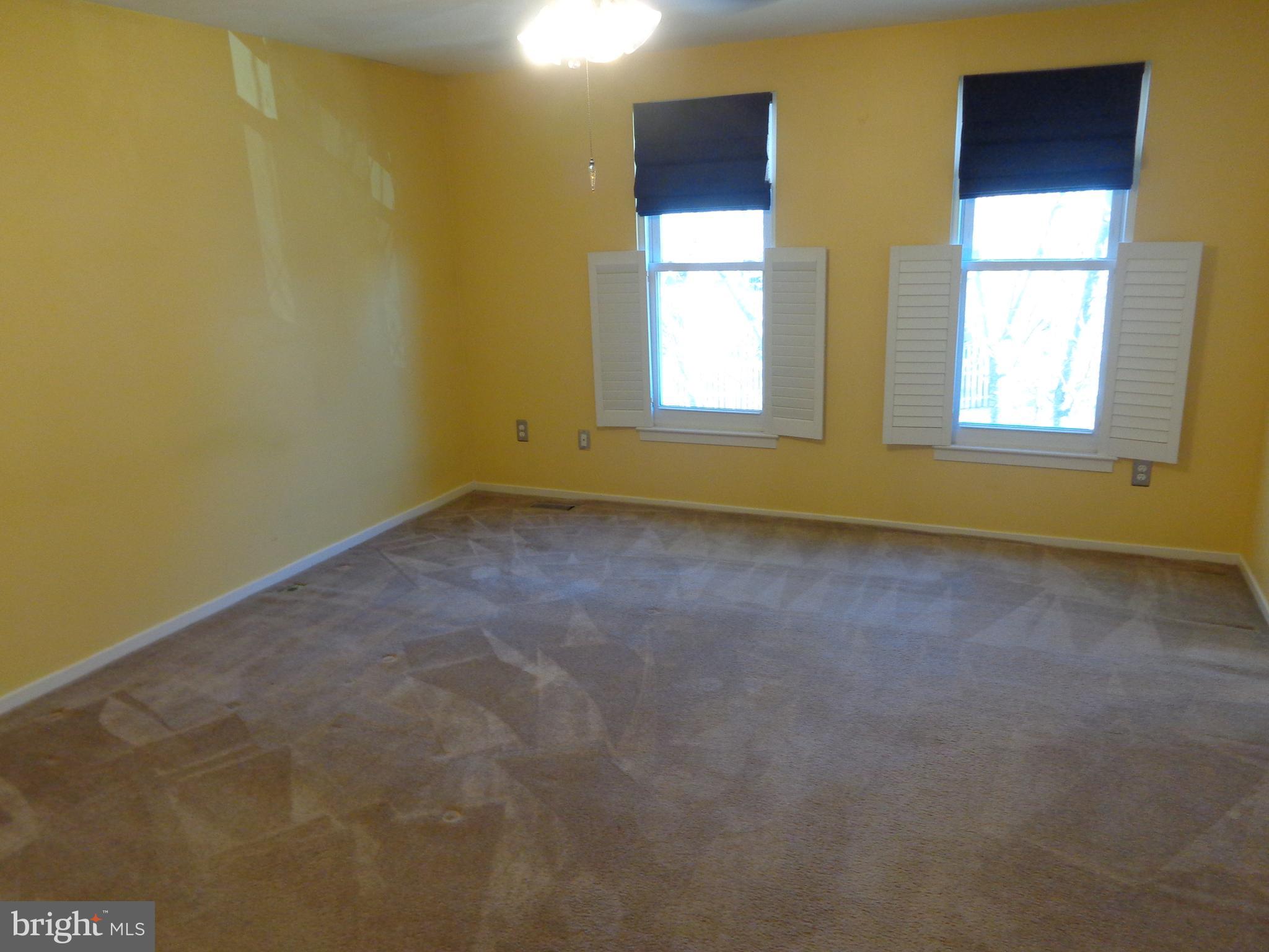 6524 Alexis Lane Springfield, VA 22152 - Photo 9 of 23