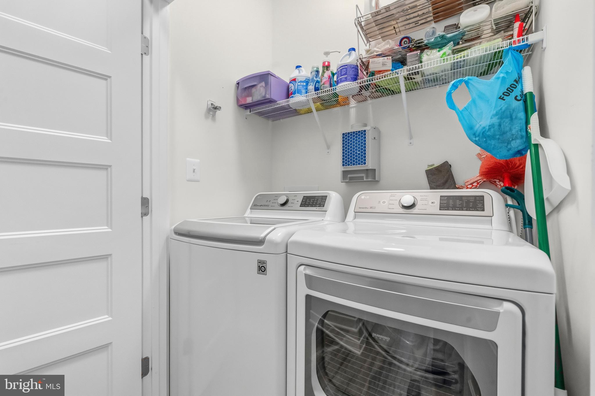324 3rd Street Colonial Beach, VA 22443 - Photo 27 of 37 a utility room with dryer and washer