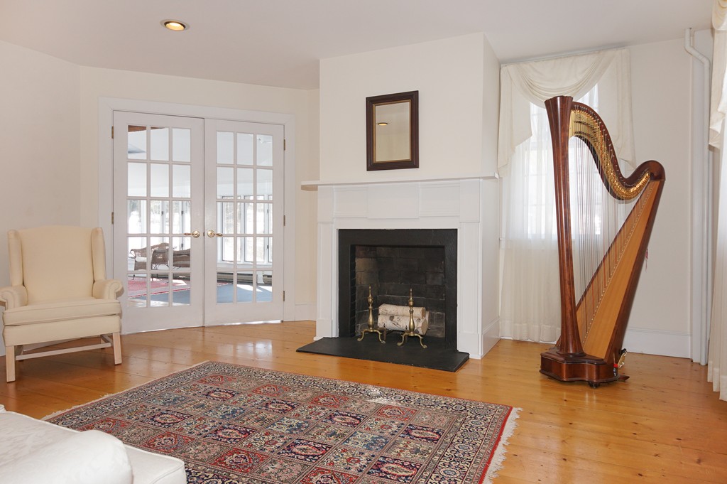 59 Sampson Road Bolton, MA 01740 - Photo 4 of 28 Gallery Image 4