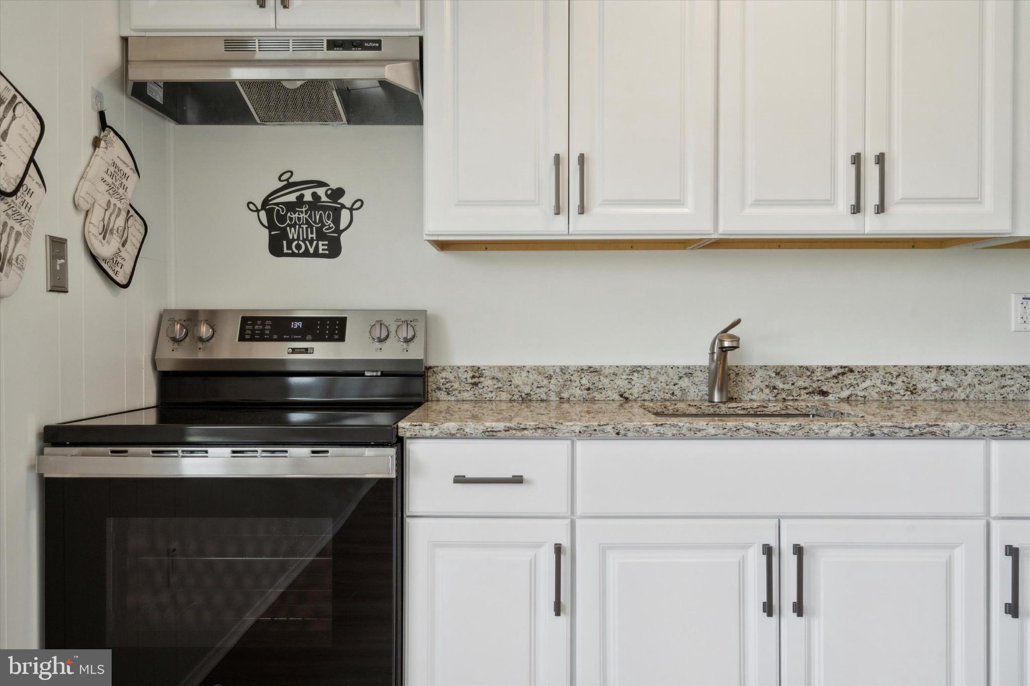 25 Calicobush Road Levittown, PA 19057 - Photo 9 of 25