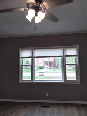 $299,000 | 713 South Cedar Street, Ottawa, KS 66067
