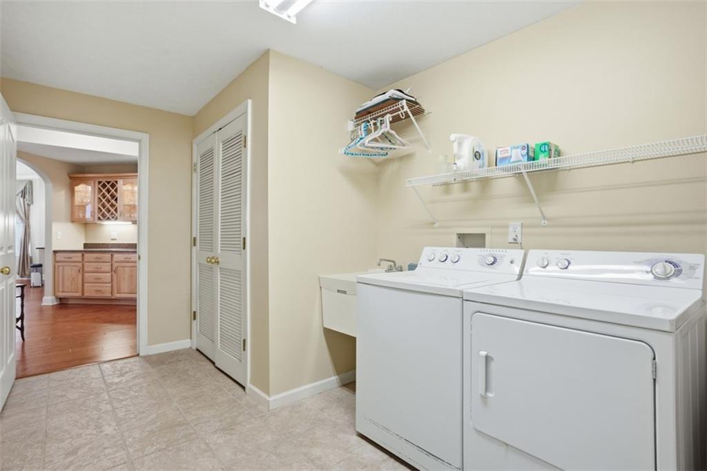 244 Adams Pointe Boulevard, Unit 10 Mars, PA 16046 - Photo 27 of 37