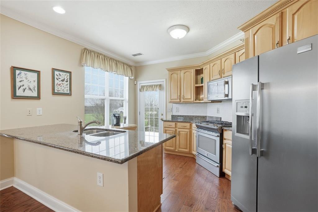 244 Adams Pointe Boulevard, Unit 10 Mars, PA 16046 - Photo 9 of 37