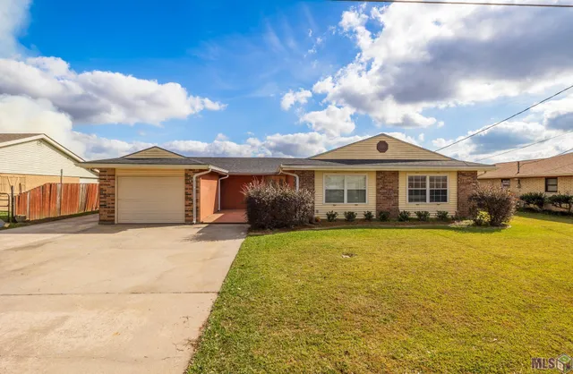 $279,900 | 117 Elm Drive, Raceland, LA 70394