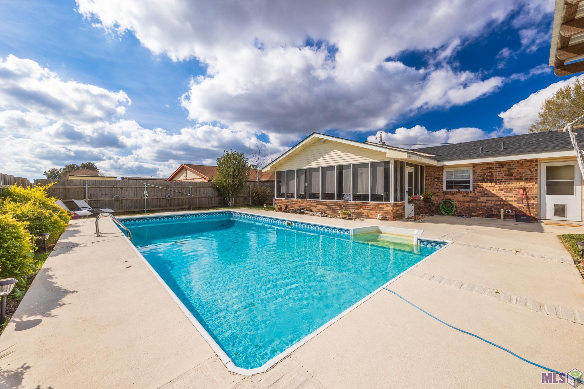 117 Elm Drive Raceland, LA 70394 - Photo 3 of 29