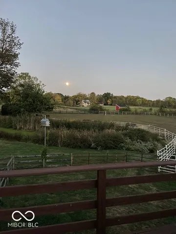 $3,200 | 9375 Cooper Road, Zionsville, IN 46077