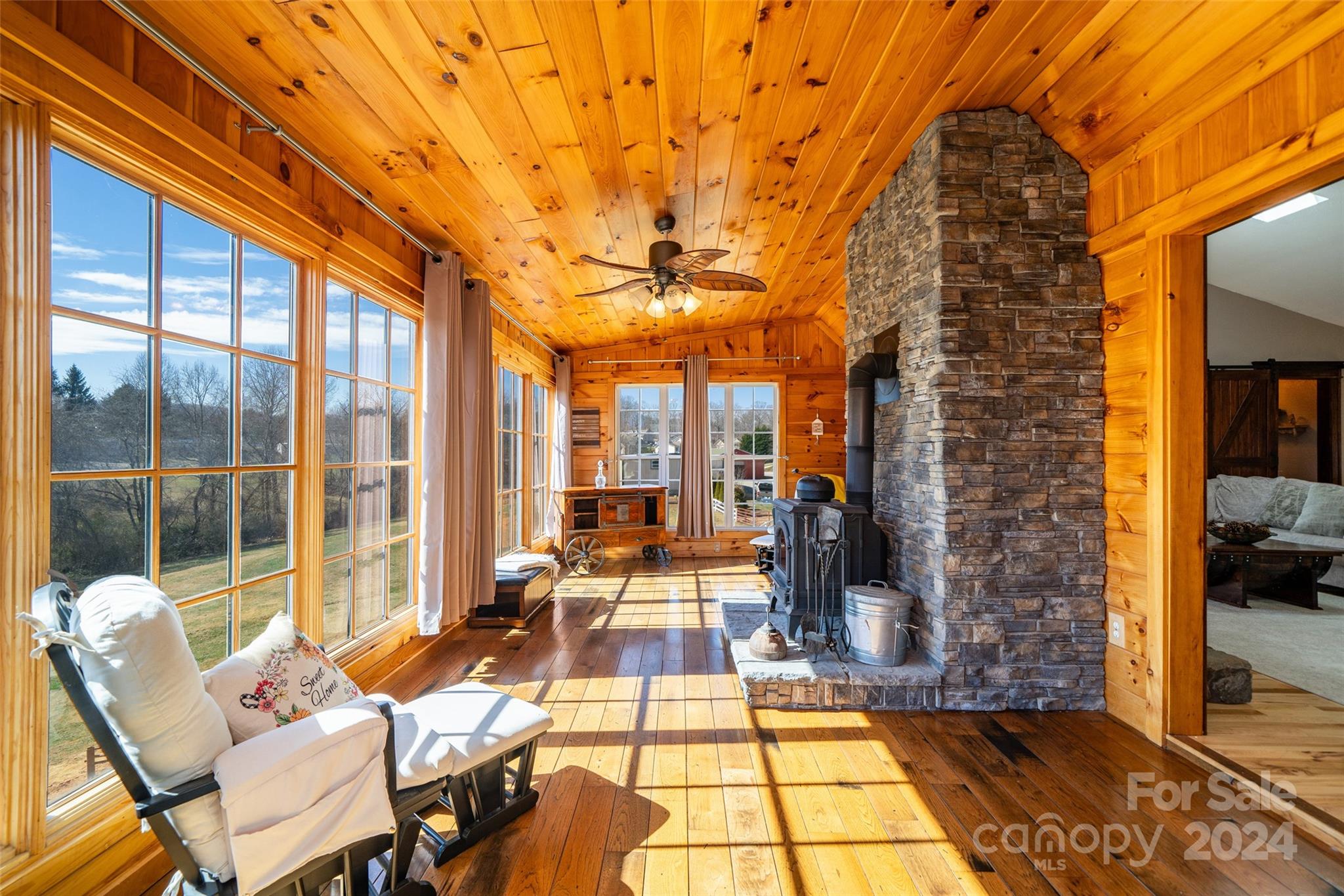 260 Morgan Road Candler, NC 28715 - Photo 11 of 36 Gallery Image 11