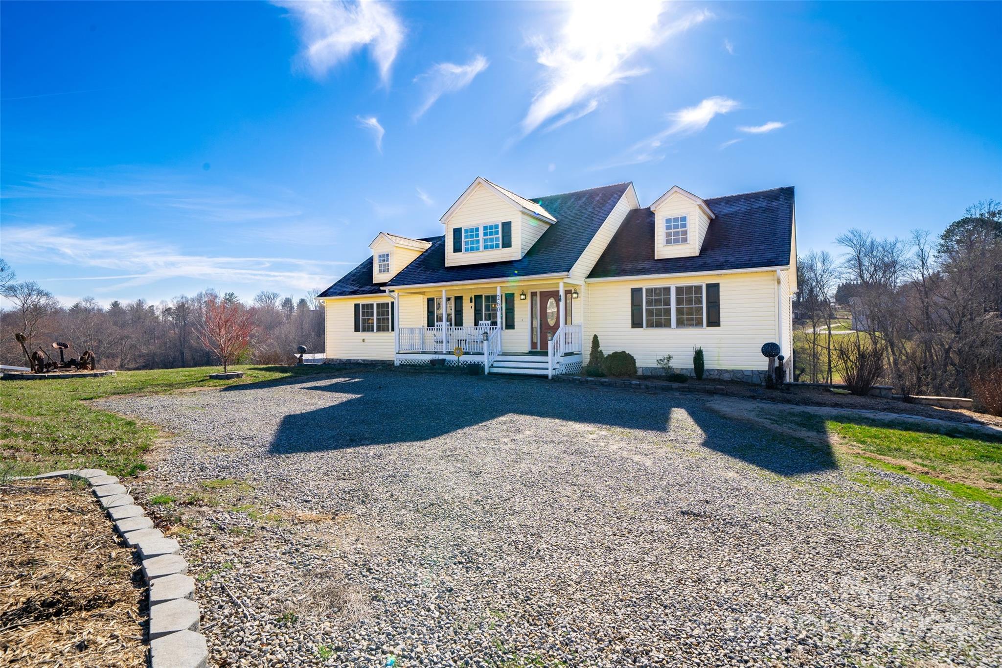 260 Morgan Road Candler, NC 28715 - Photo 2 of 36 Gallery Image 2