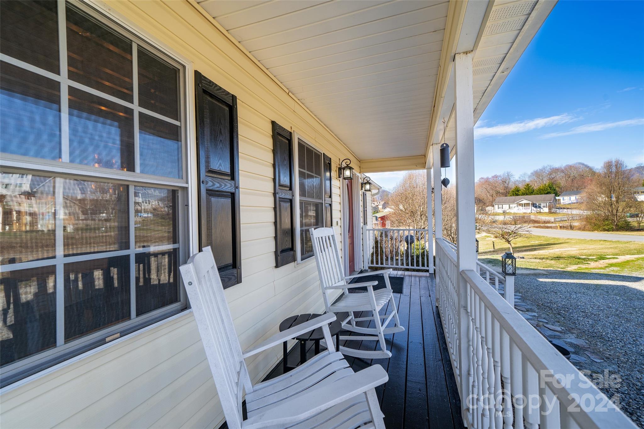 260 Morgan Road Candler, NC 28715 - Photo 4 of 36 Gallery Image 4