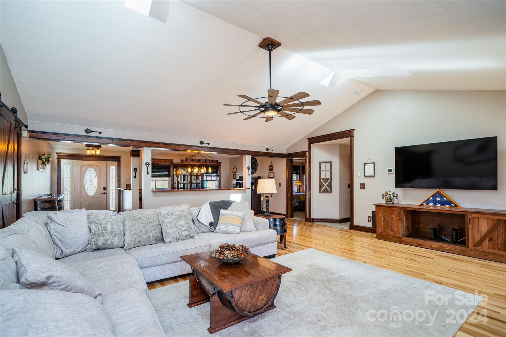 260 Morgan Road Candler, NC 28715 - Photo 5 of 36 Gallery Image 5