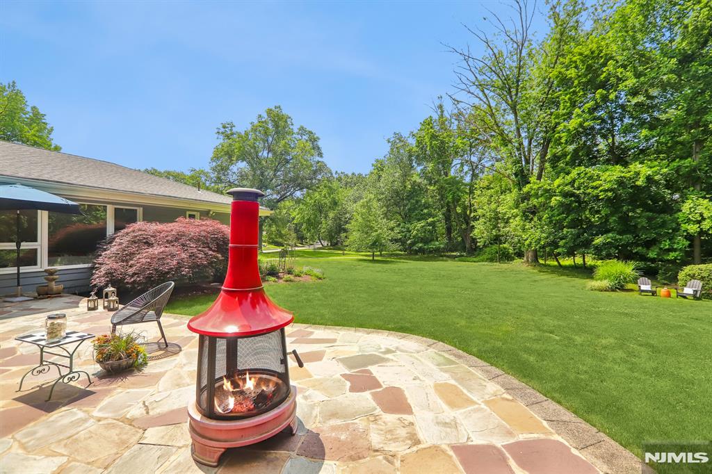 95 Yantacaw Brook Road Montclair, NJ 07043 - Photo 38 of 48